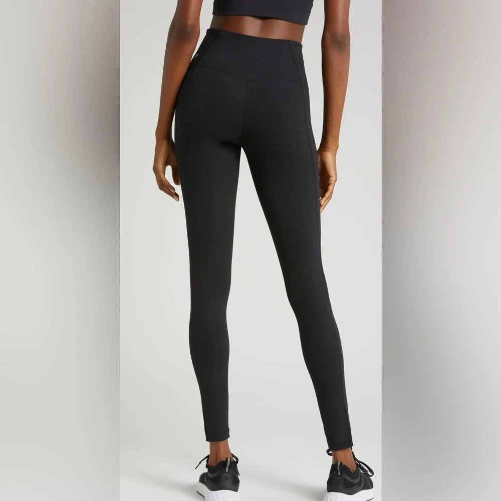24.Zella high waisted black leggings small - Picture 3 of 10